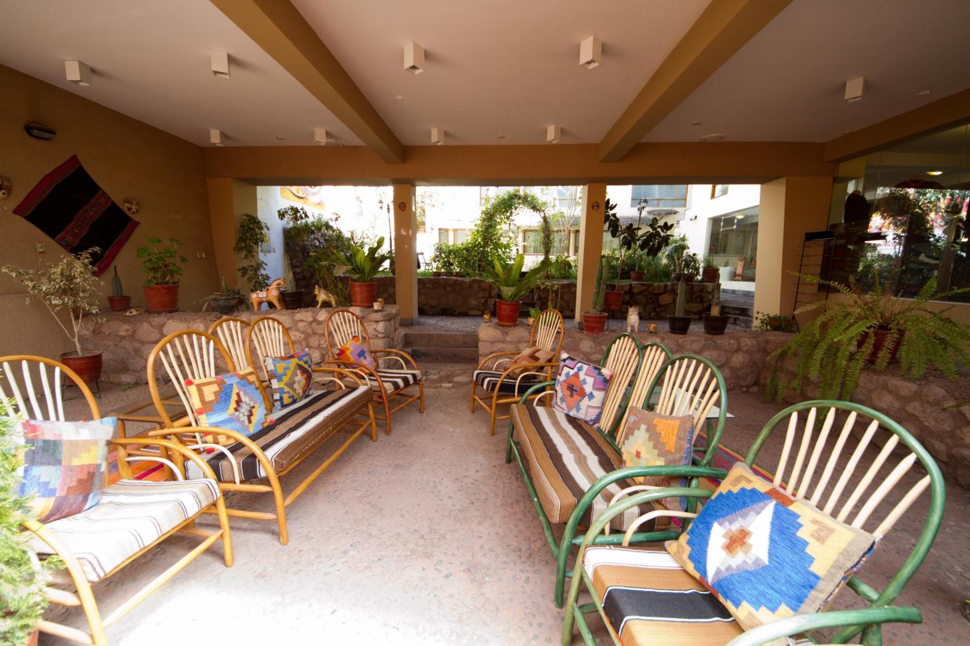 Hotel Taypikala 4*