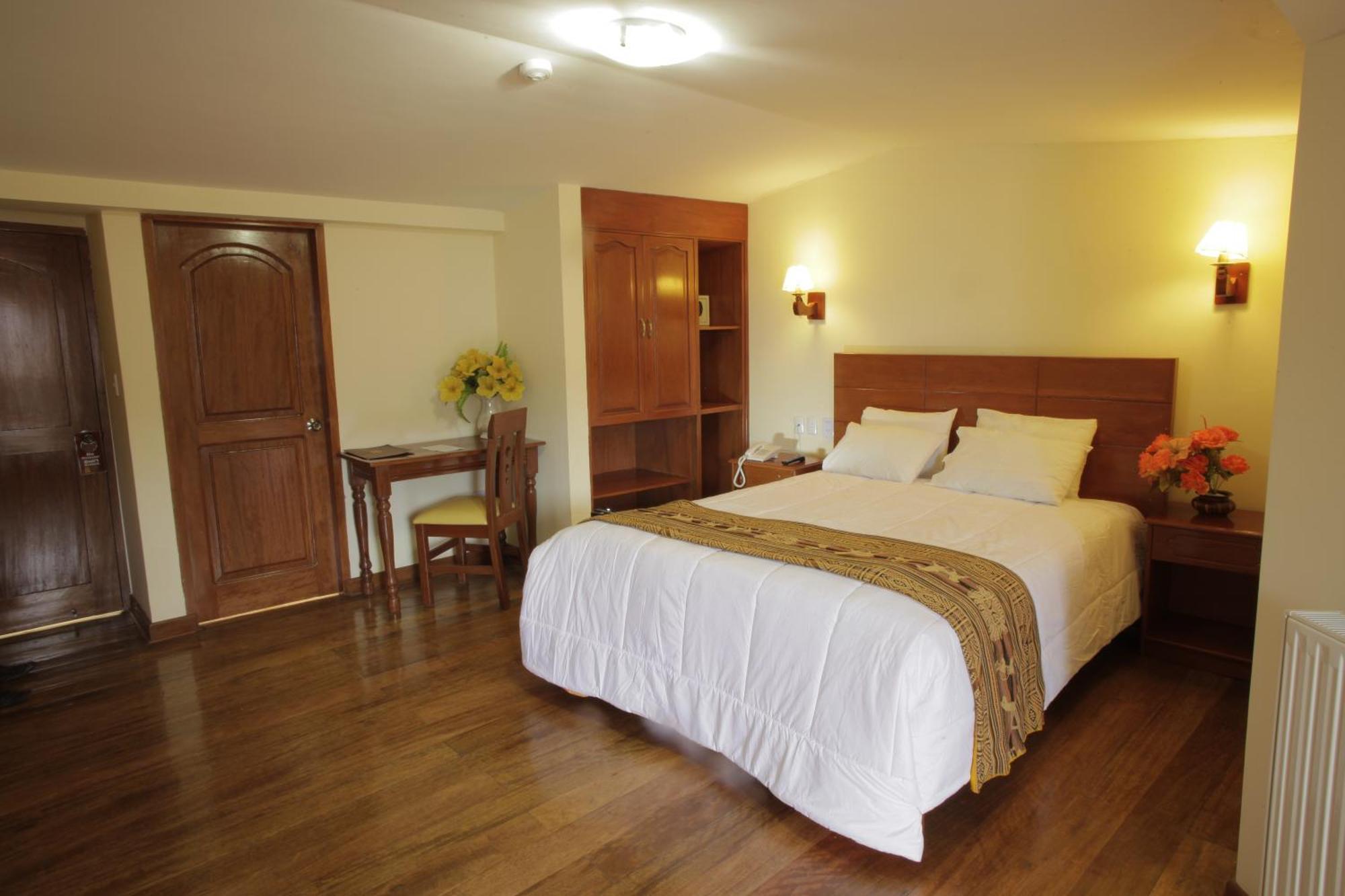 Hotel Siete Ventanas