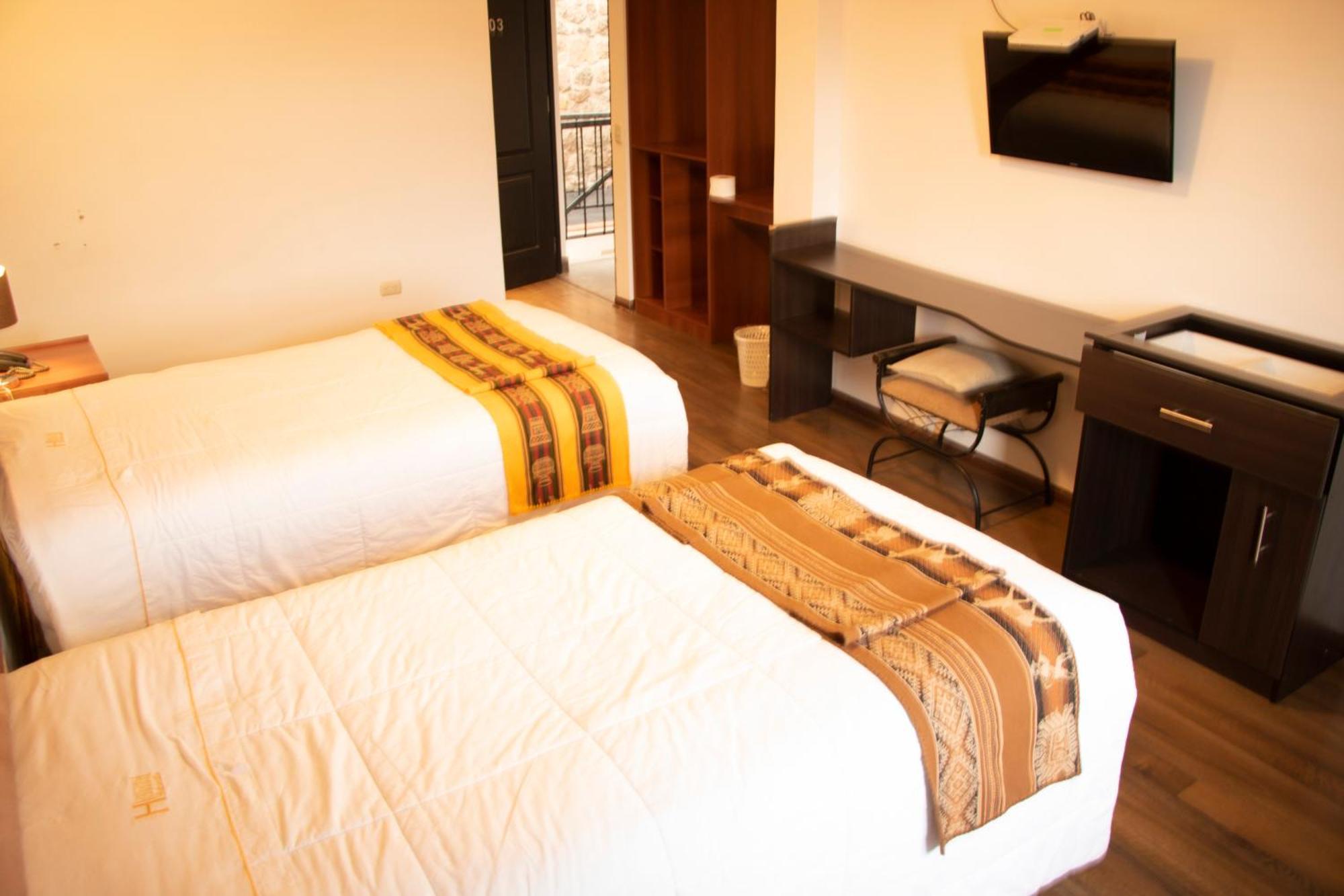 Balconcillo Hotel 3*
