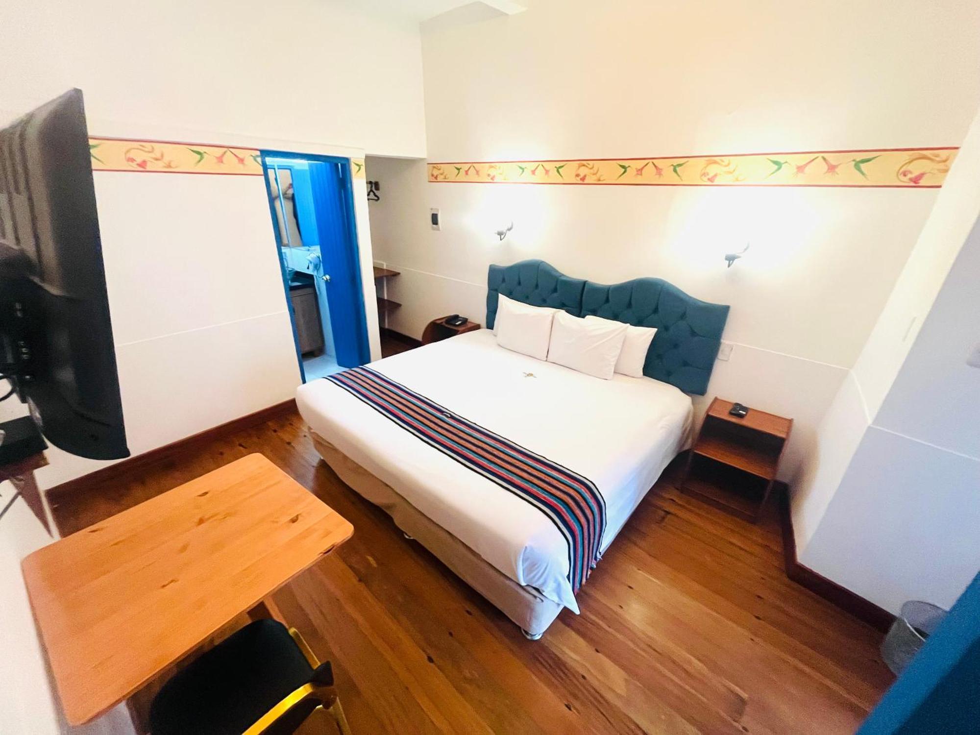 Rojas Plaza Boutique Hotel