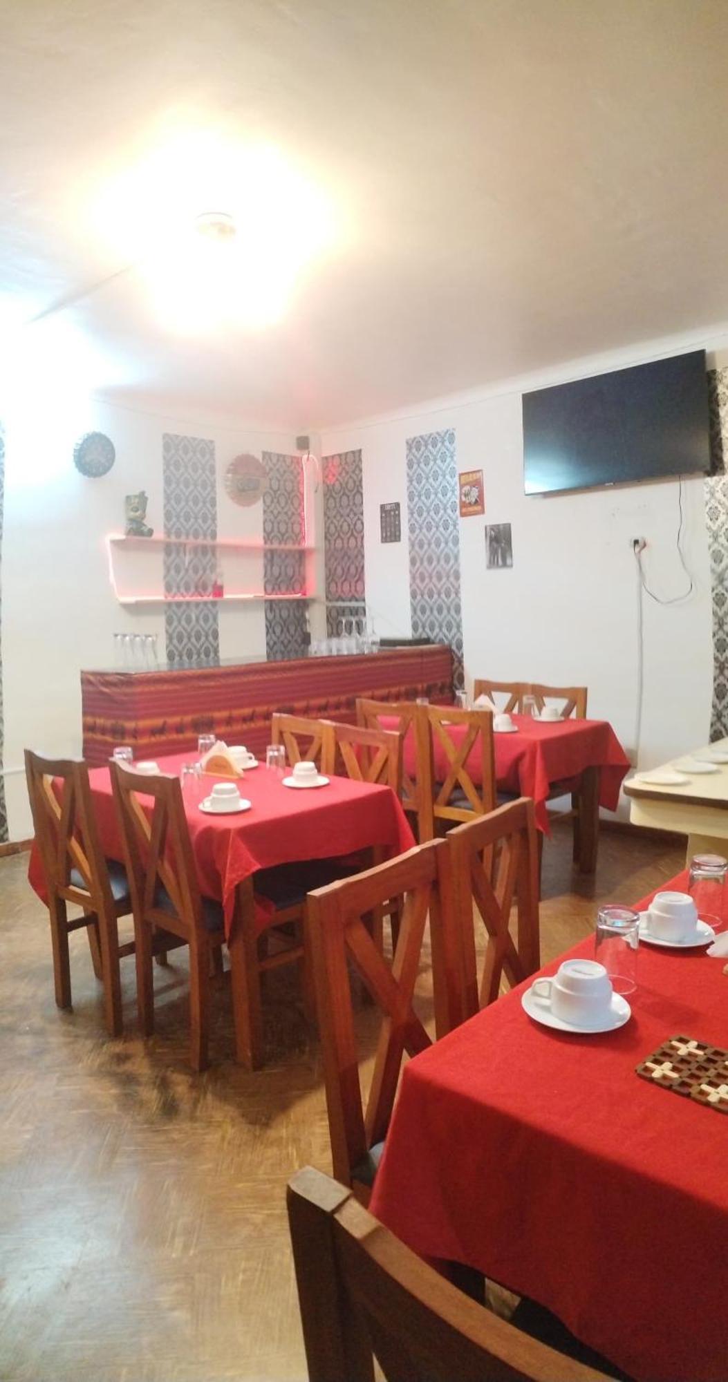 Zarate's Acomodação com café da manhã  *