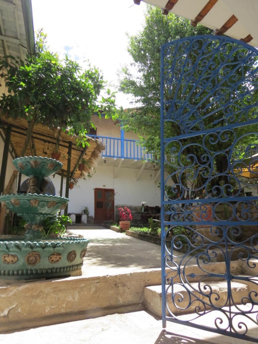 La Casa De Abril *