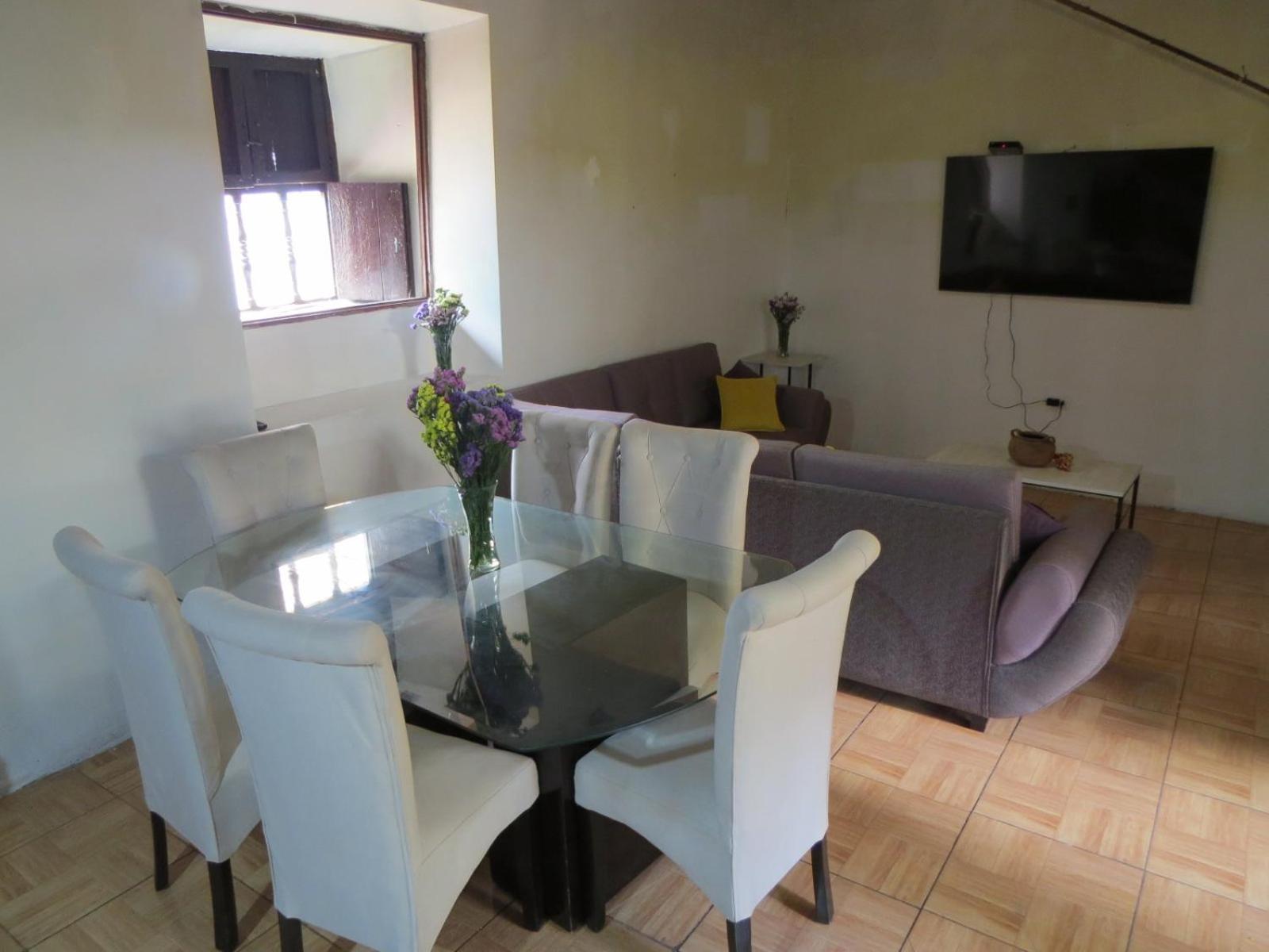 Guest house La Casa De Abril *