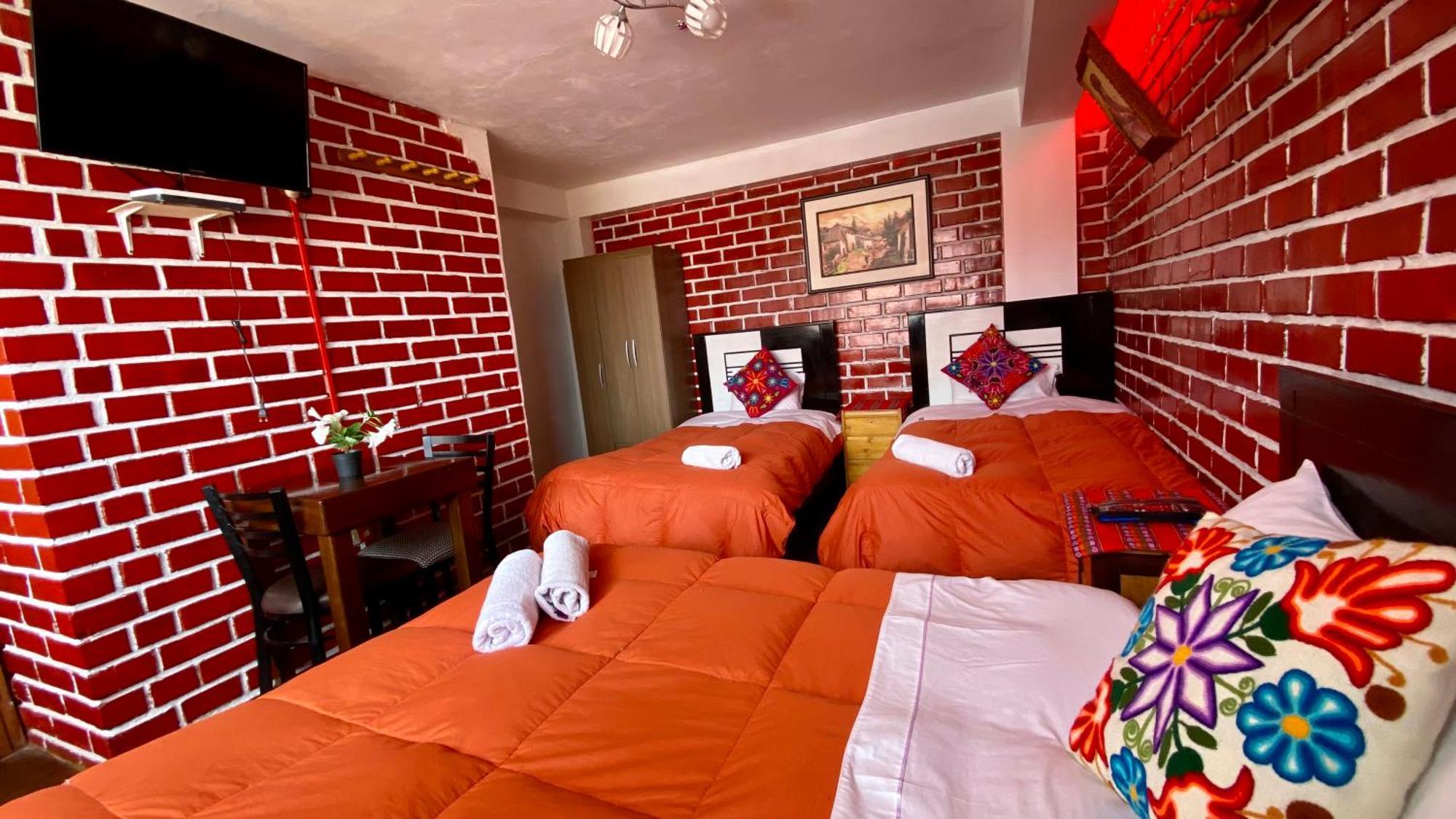 Bed & Breakfast Amira's House *