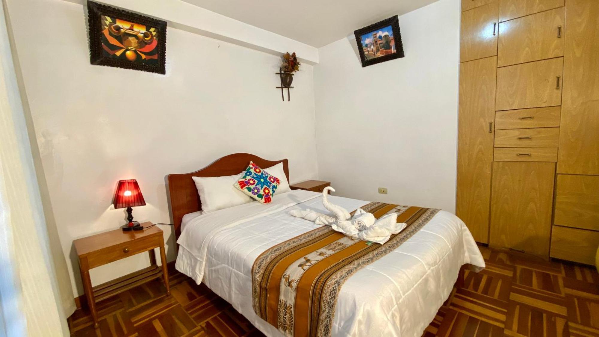 Amira's House Bed & Breakfast