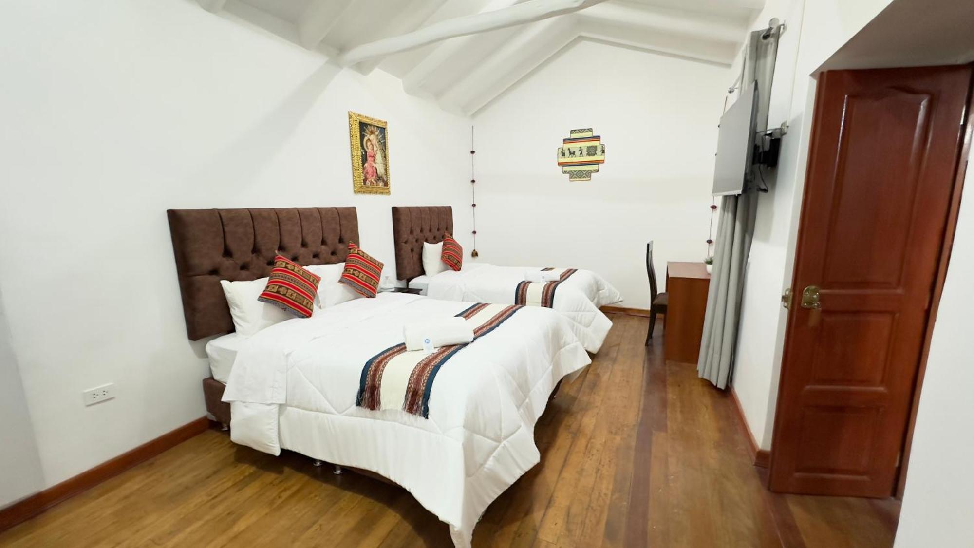 Casona Libertrek Bed & Breakfast