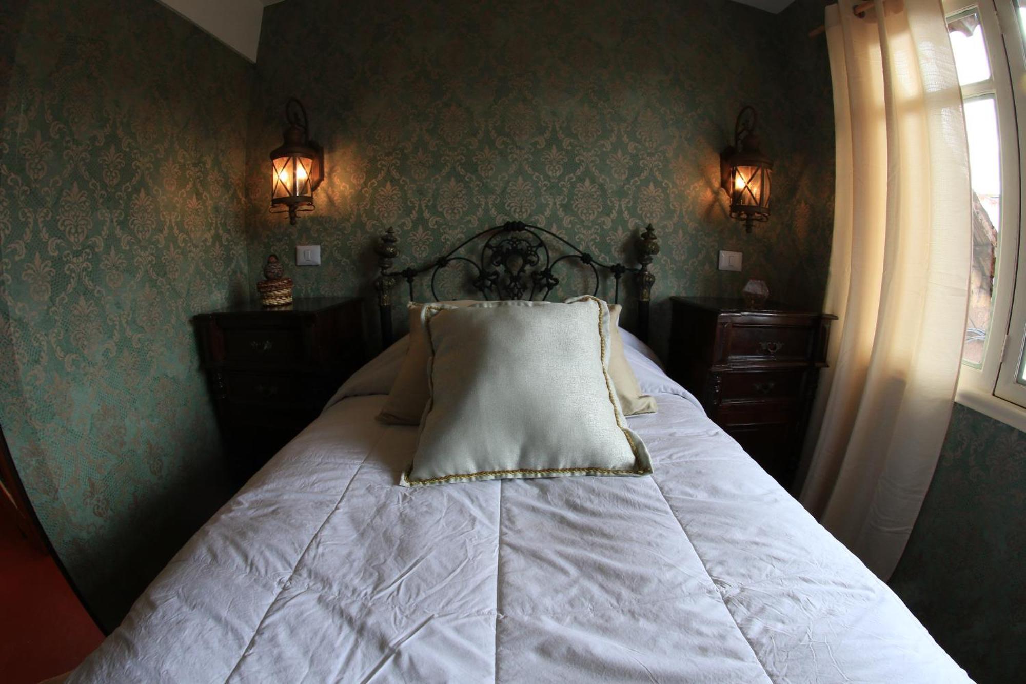 Albergue Bamba House *