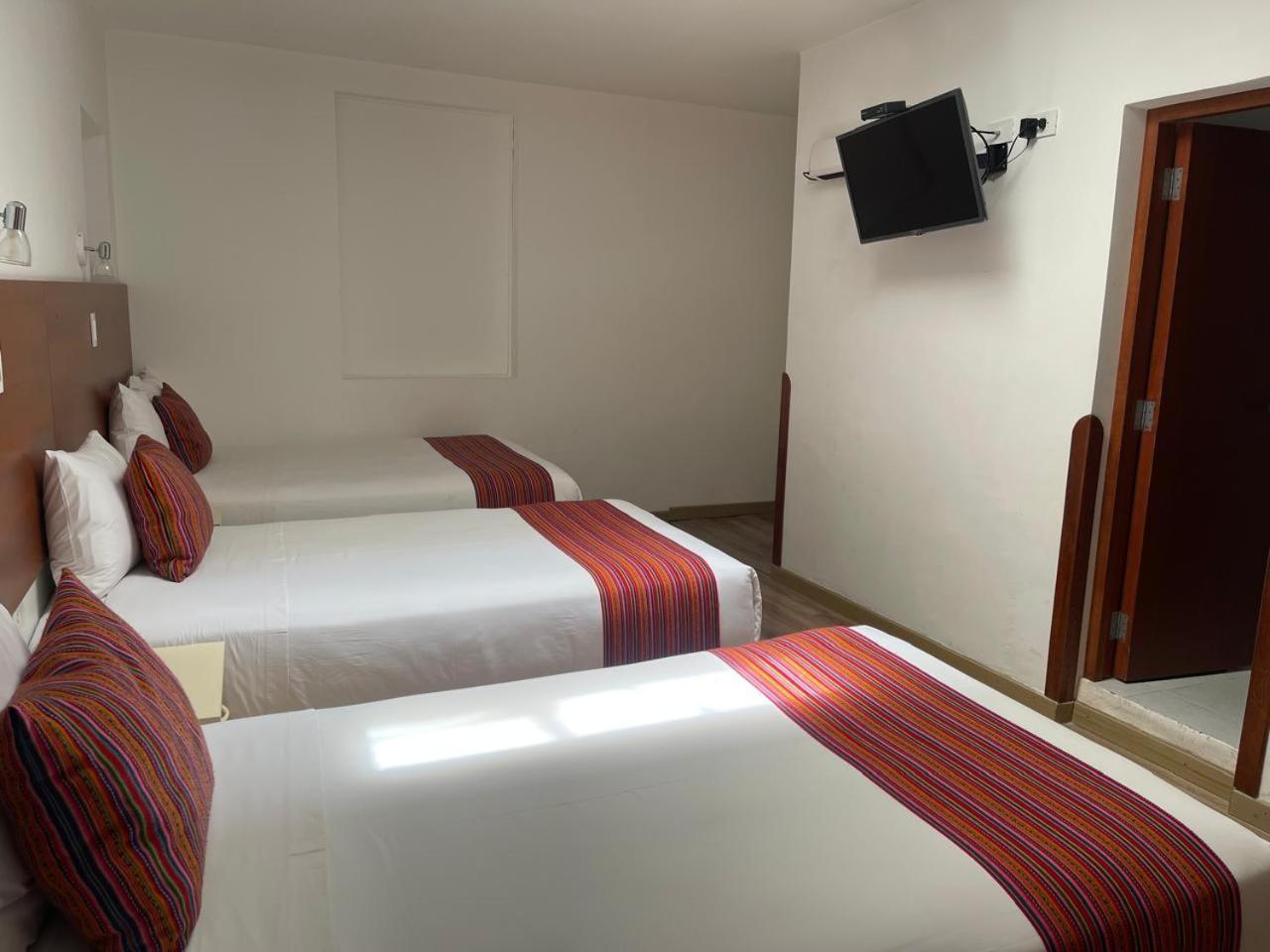 San Pedro Plaza Hotel 3*