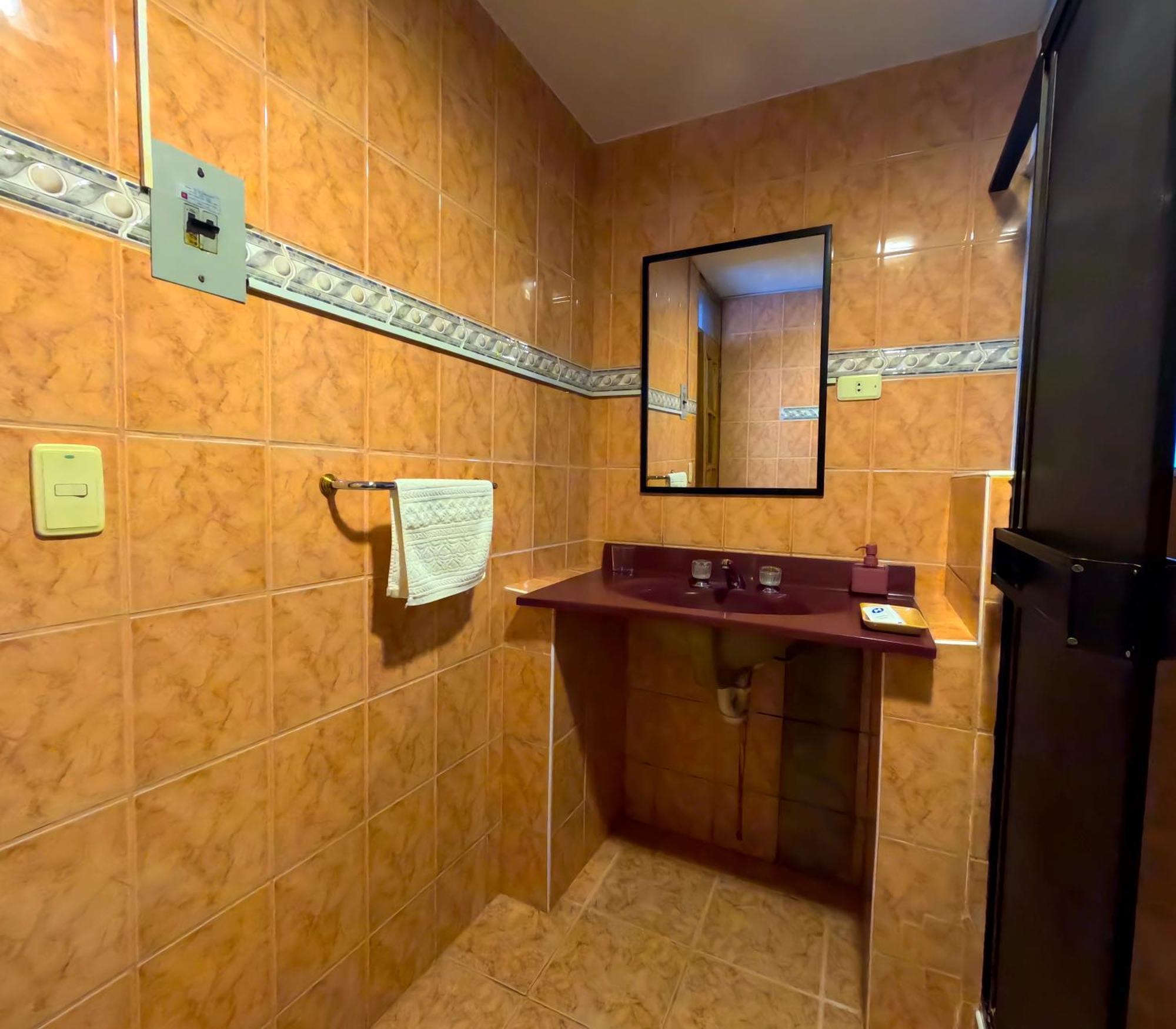 Pensión Residencial Belle Maison 2*