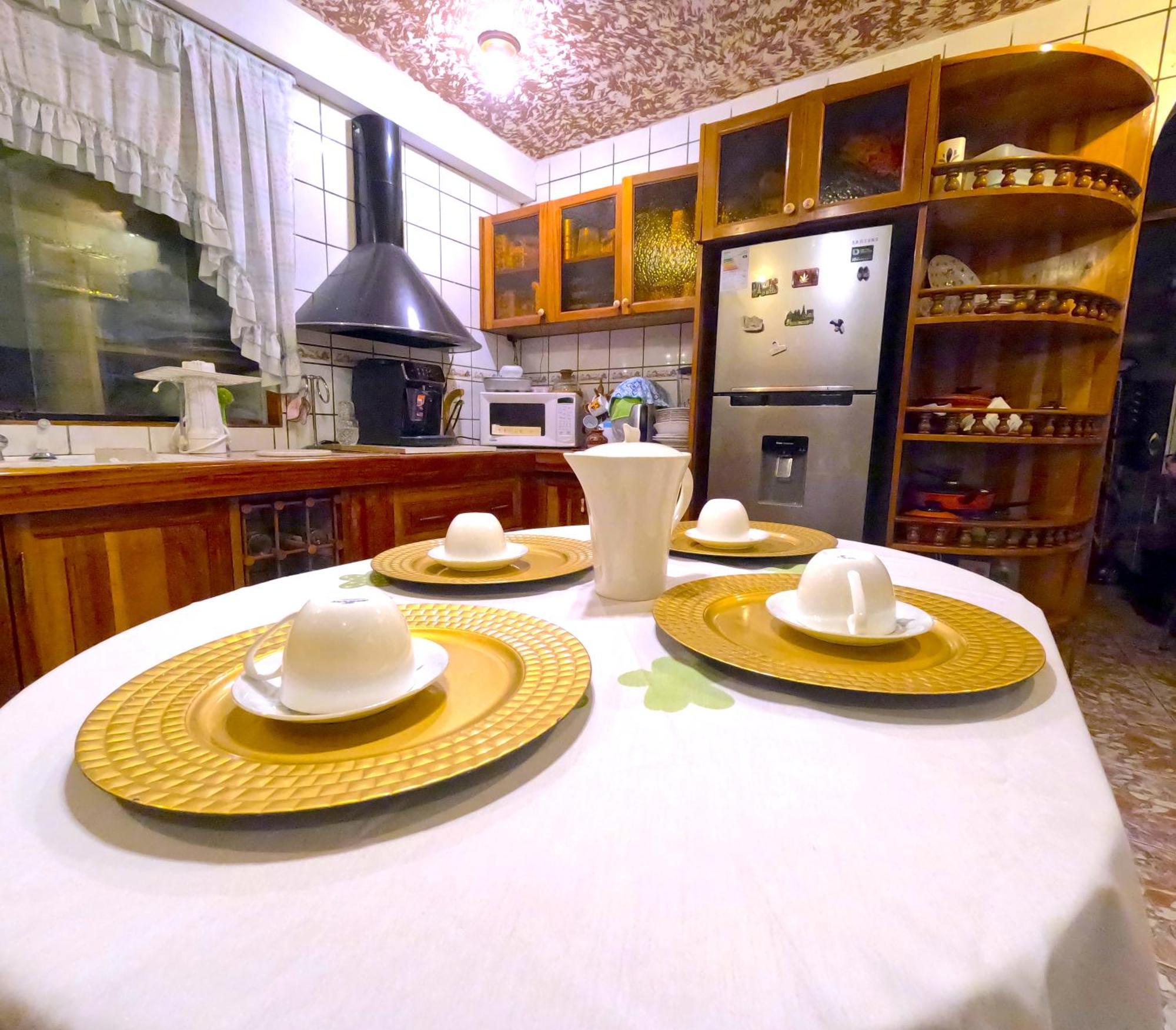 Residencial Belle Maison Pensión Cuzco