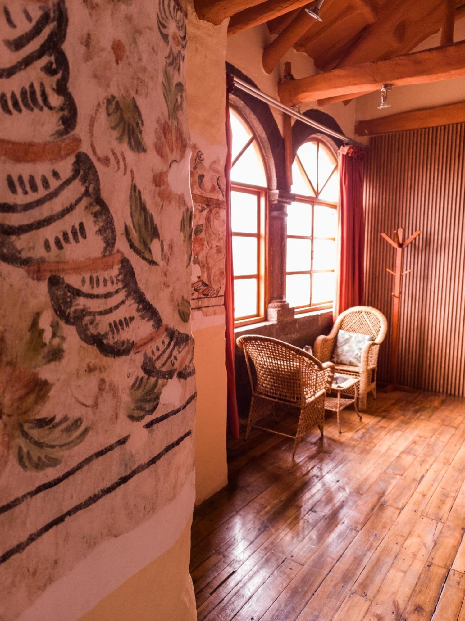 Loki Hostal *