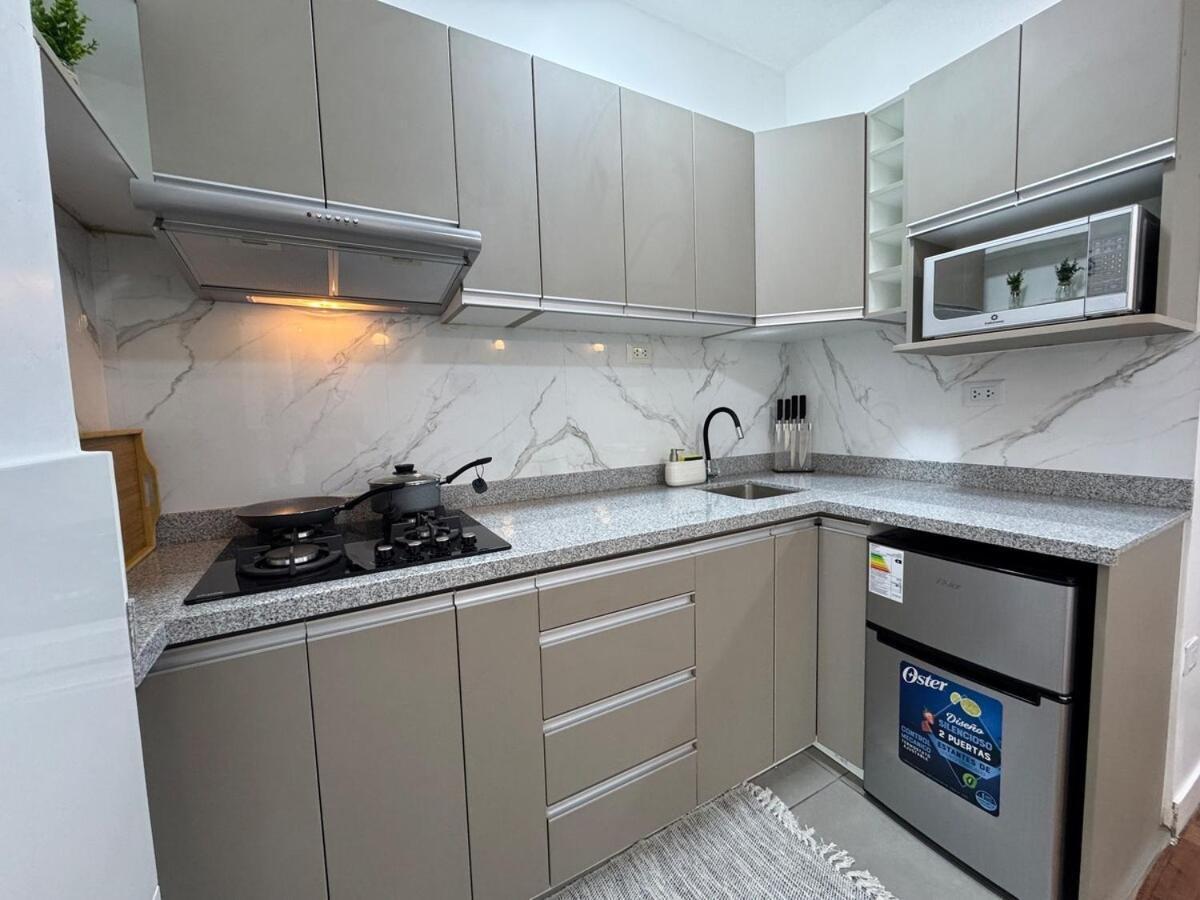 Luxurious 2 Blocks From The Main Square *