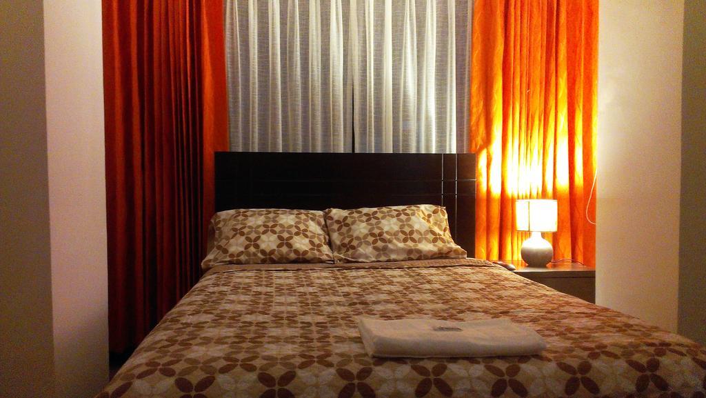 Guest house Huayruro