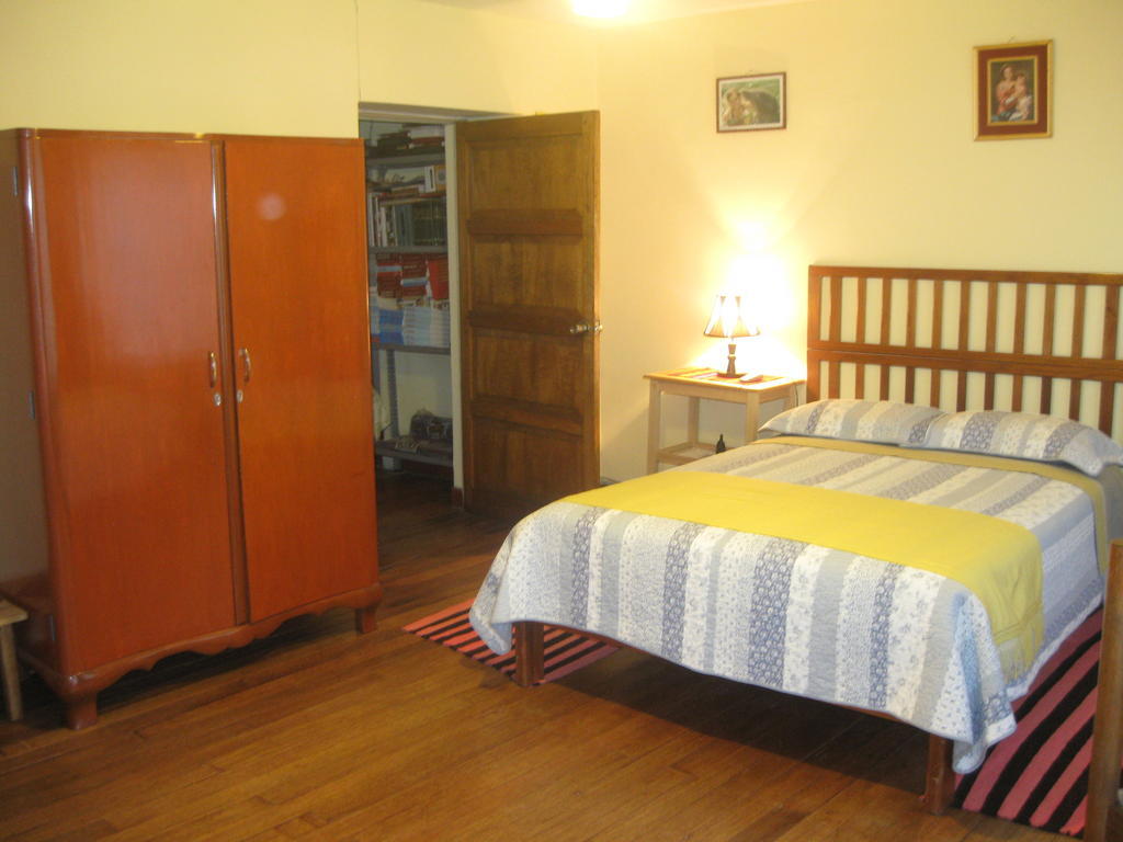 Bed & Breakfast 8a *