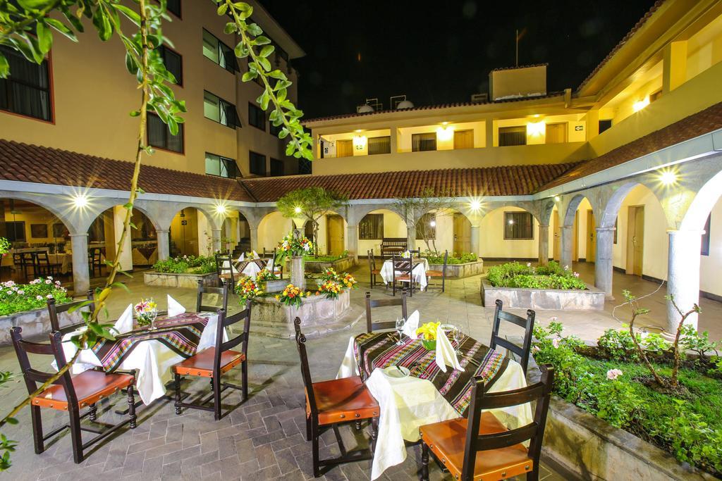 Jose Antonio Hotel