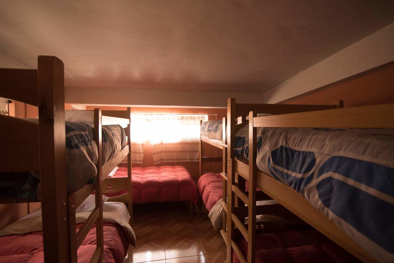 Parwa Hostel *