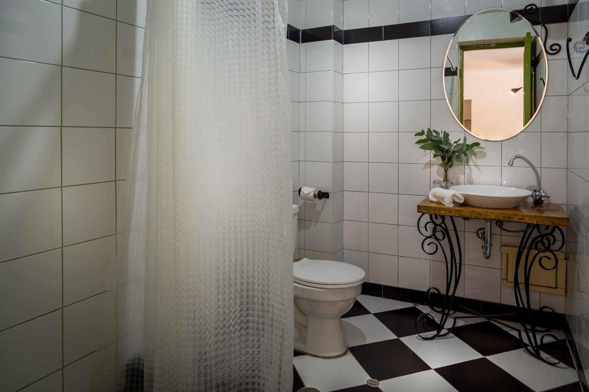 Hotel Ninos Meloc