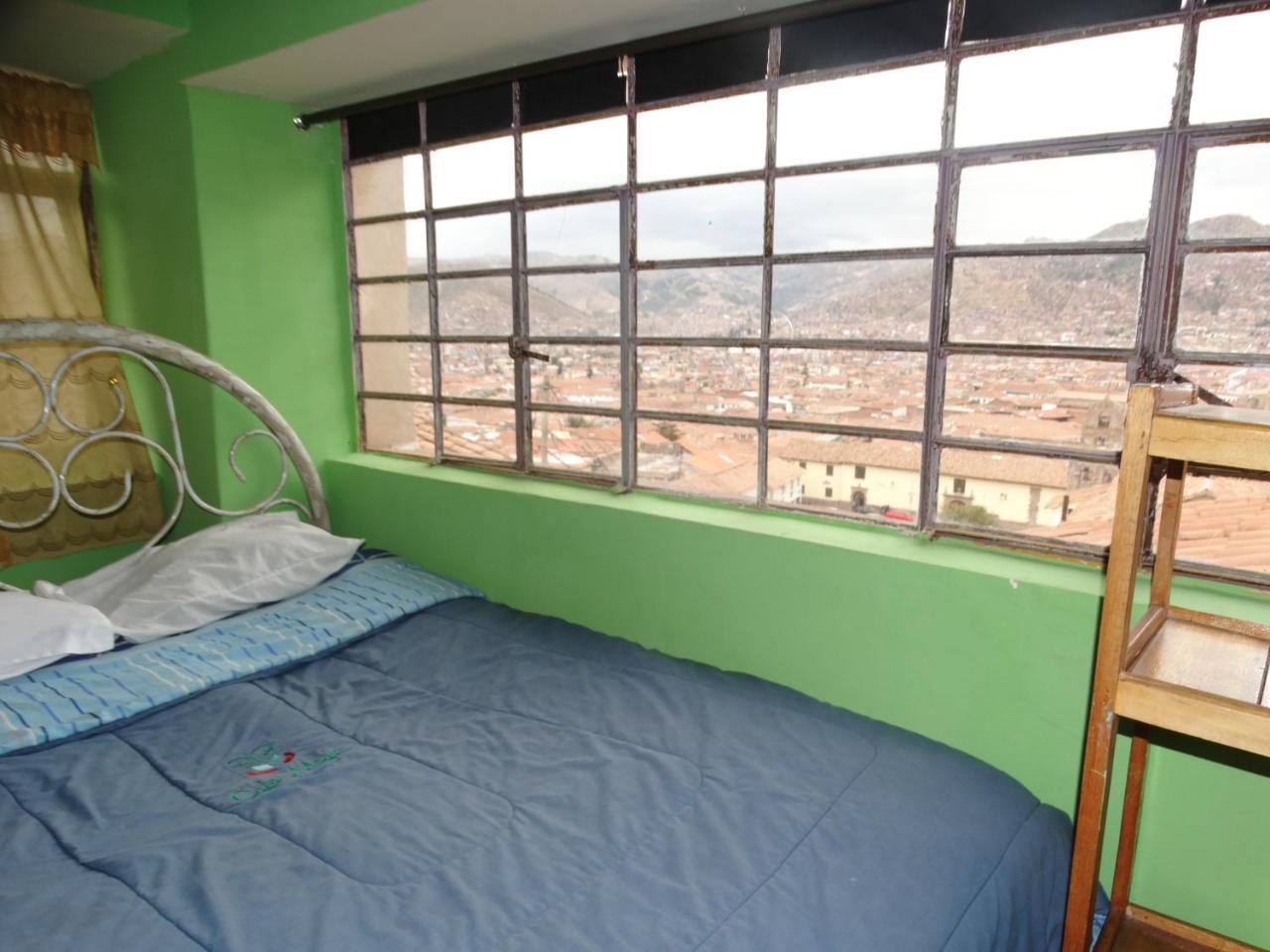 Caja Magica Guest house