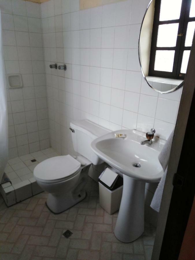 El Tuco Hotel 2*