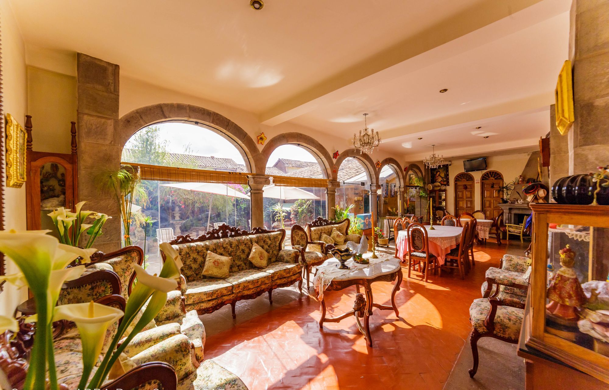 Fuente De Agua Hotel