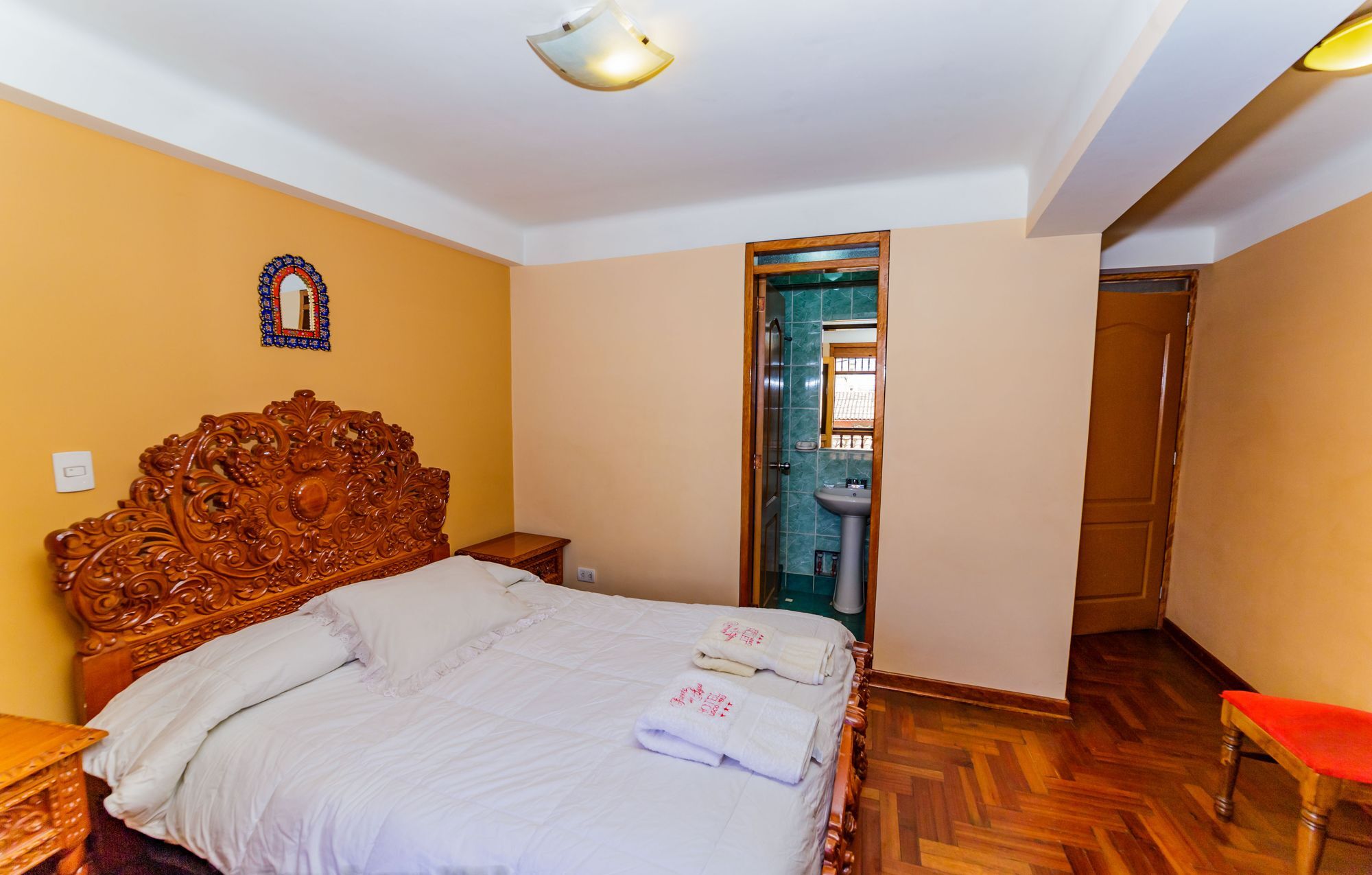 Fuente De Agua Hotel Cusco