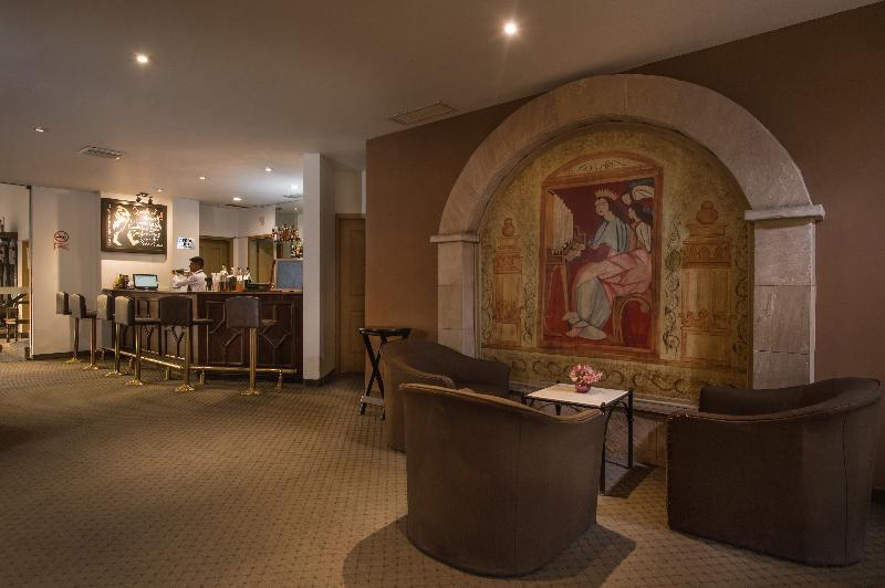 Jose Antonio Hotel 4*
