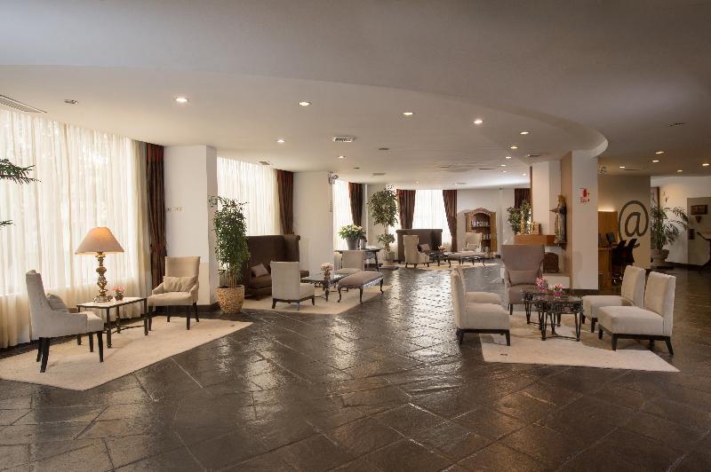 Hotel Jose Antonio 4*