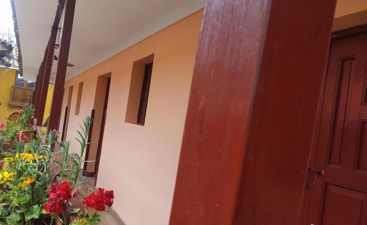 Hostal Anais Y Nicolas Cuzco