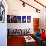Casona Tordo - A 3 Cdras De La Plaza - Habitaciones Con Bano Privado