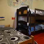 Hostal Caja Mágica