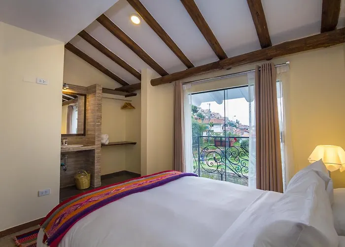 Luna House Cusco