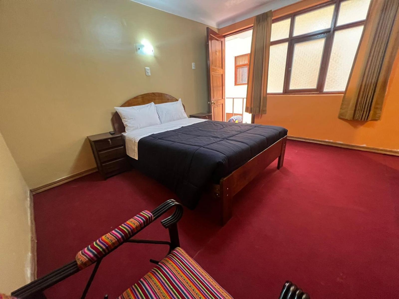 Pensión Huayna House *