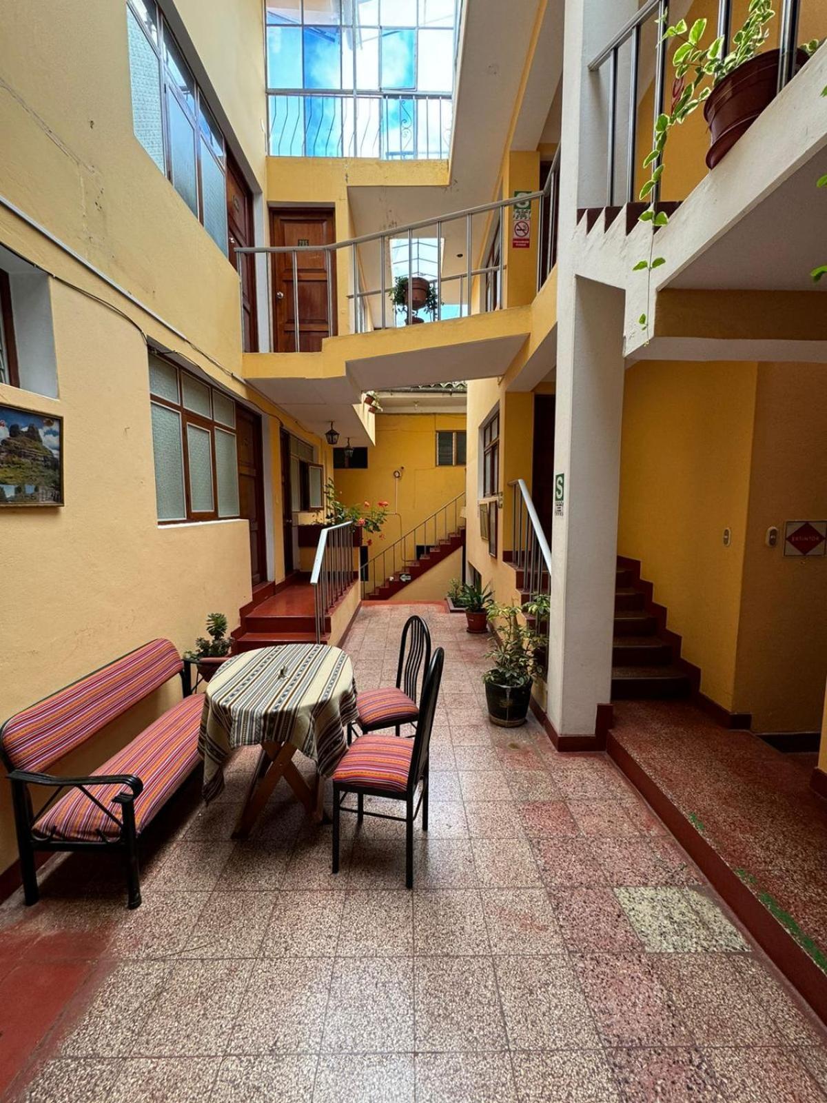 Huayna House *