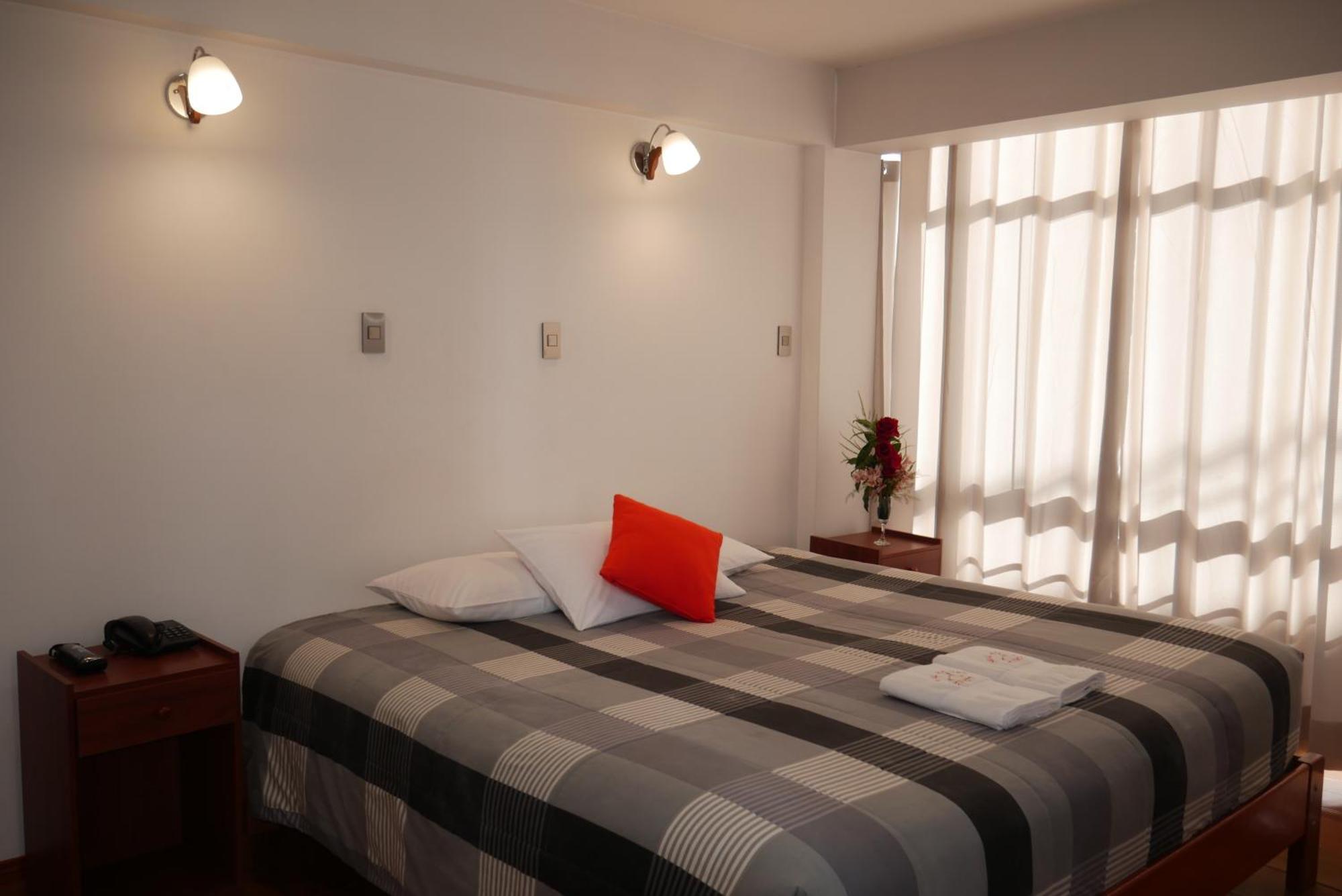 Real House Hostel *