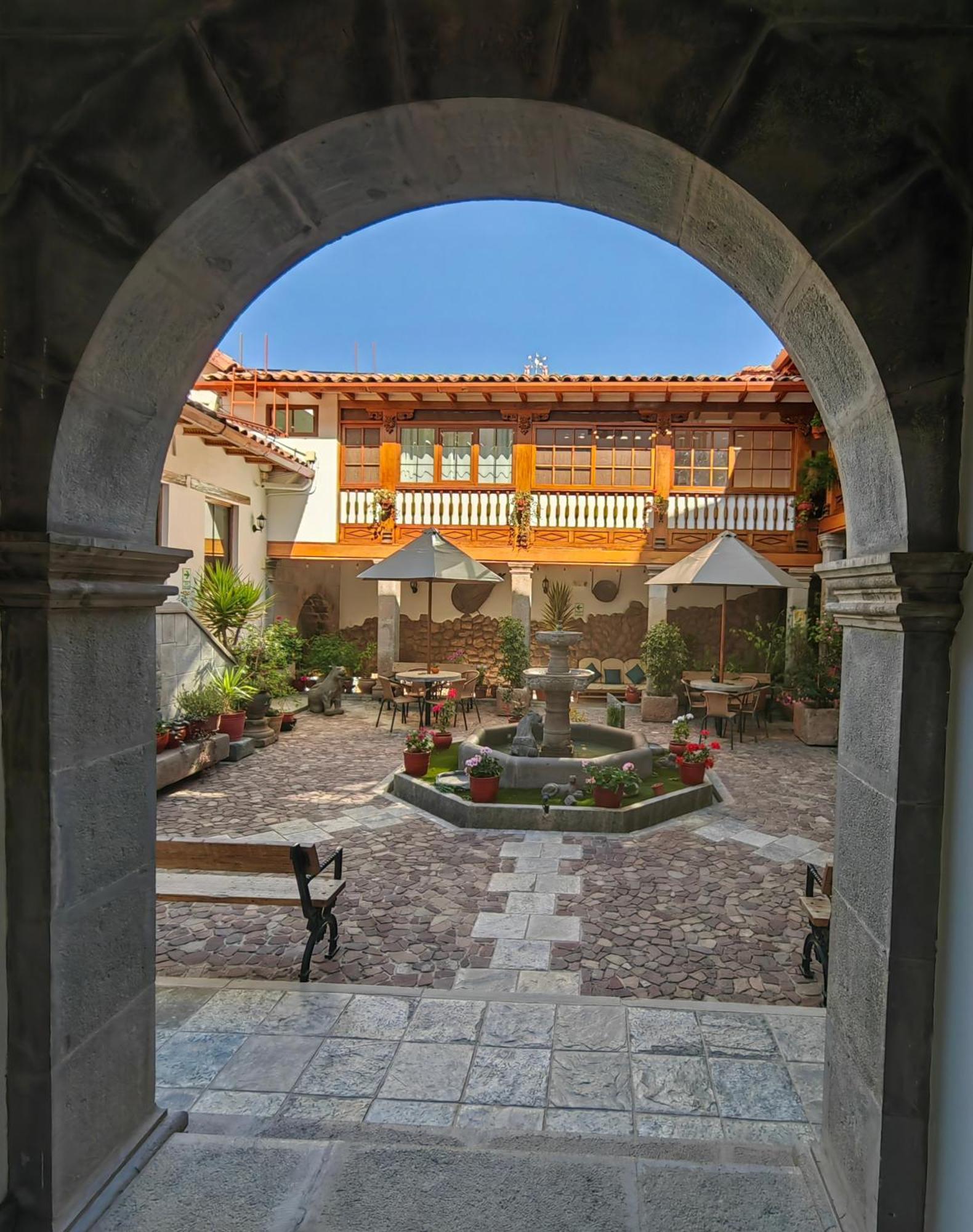 Rumi Punku Hotel
