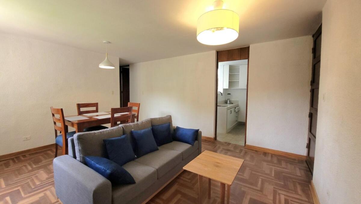 Departamento Cerca Del Aeropuerto Apartment