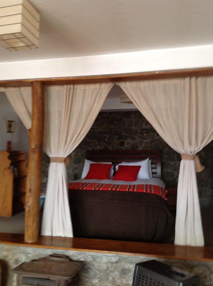 Saya Wasi Bed & Breakfast 3*