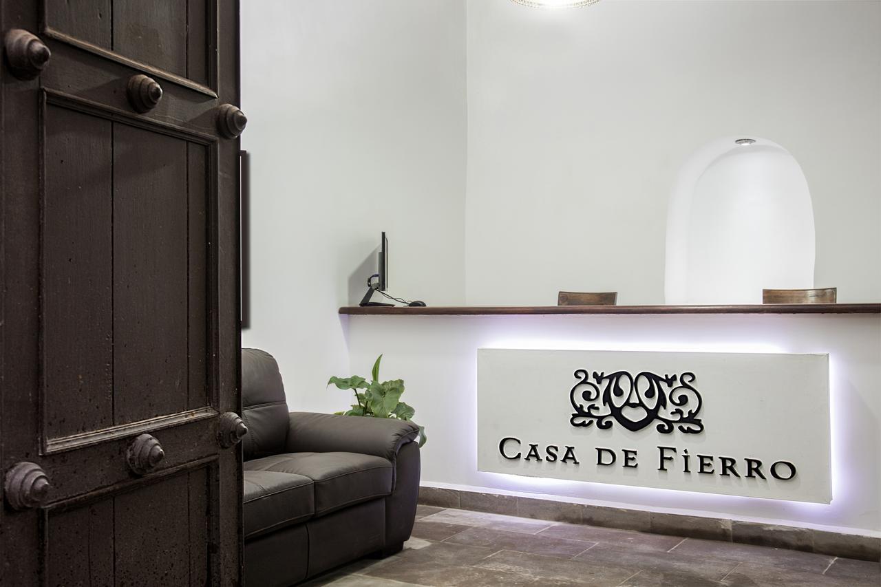 Bed and breakfast Casa Fierro 3*