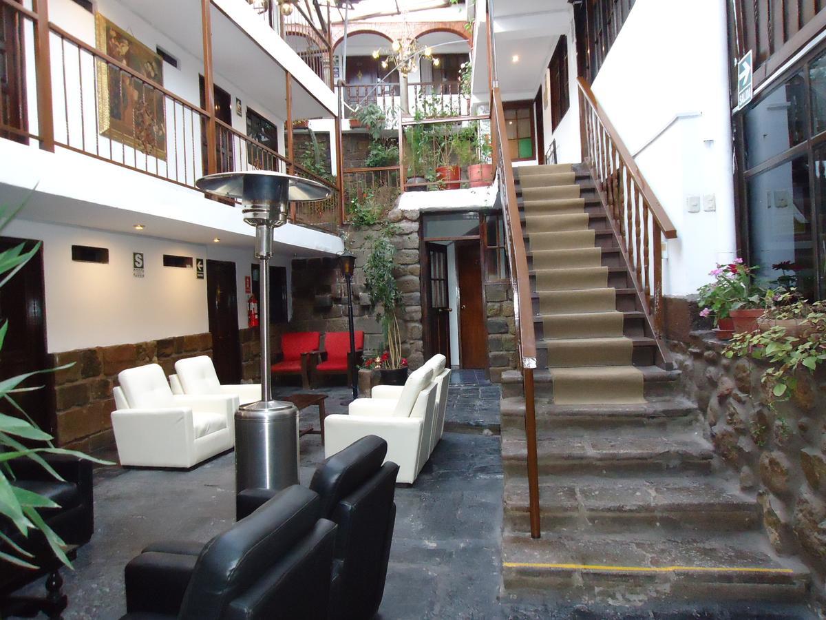Montecristo Hotel