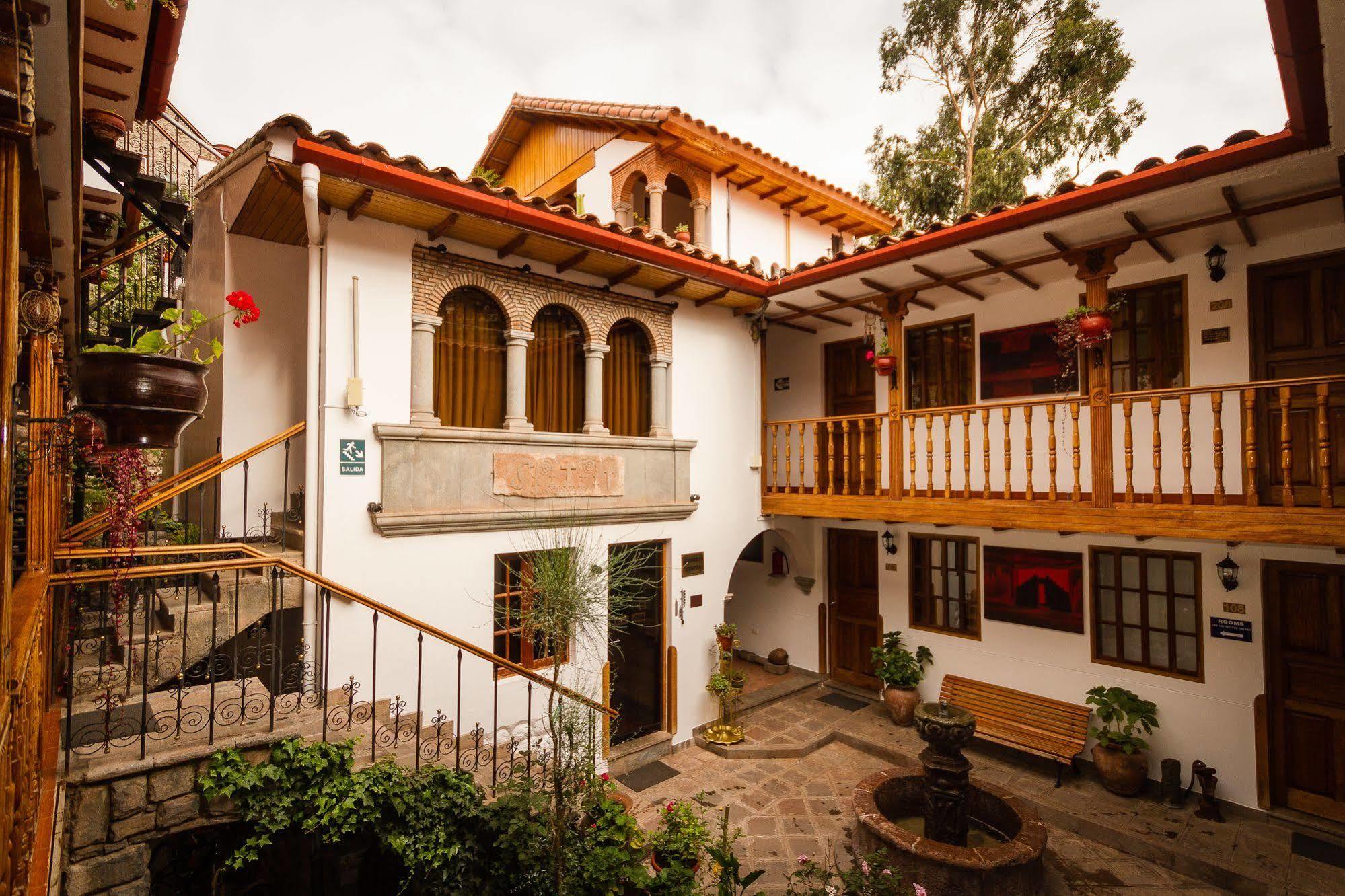Rumi Punku 3* Cusco