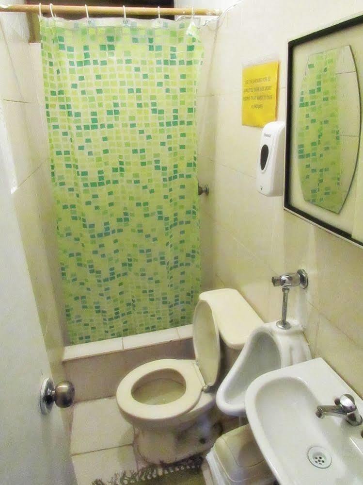 Hostel Antis *