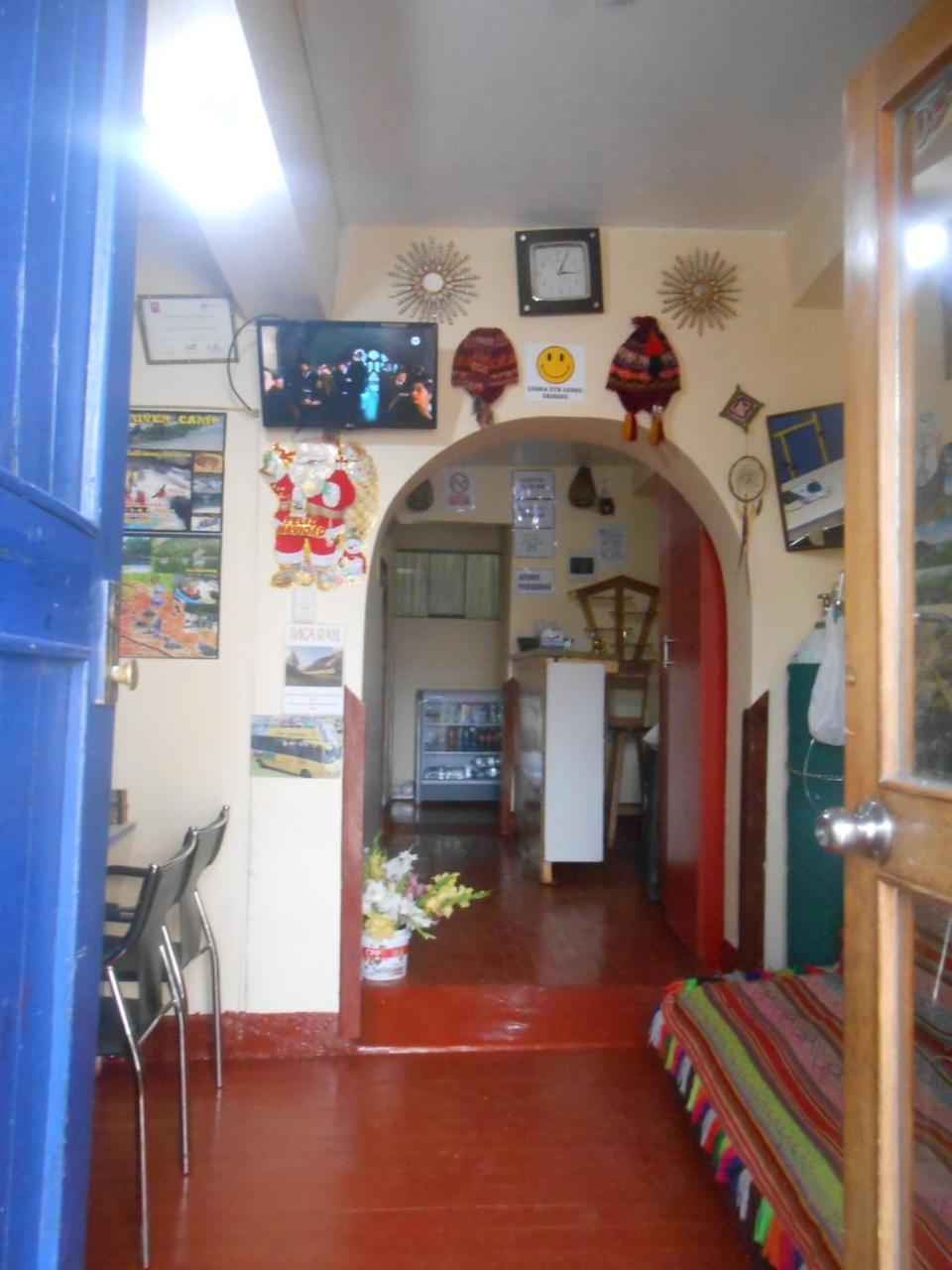 Deyvi's House De Plaza *