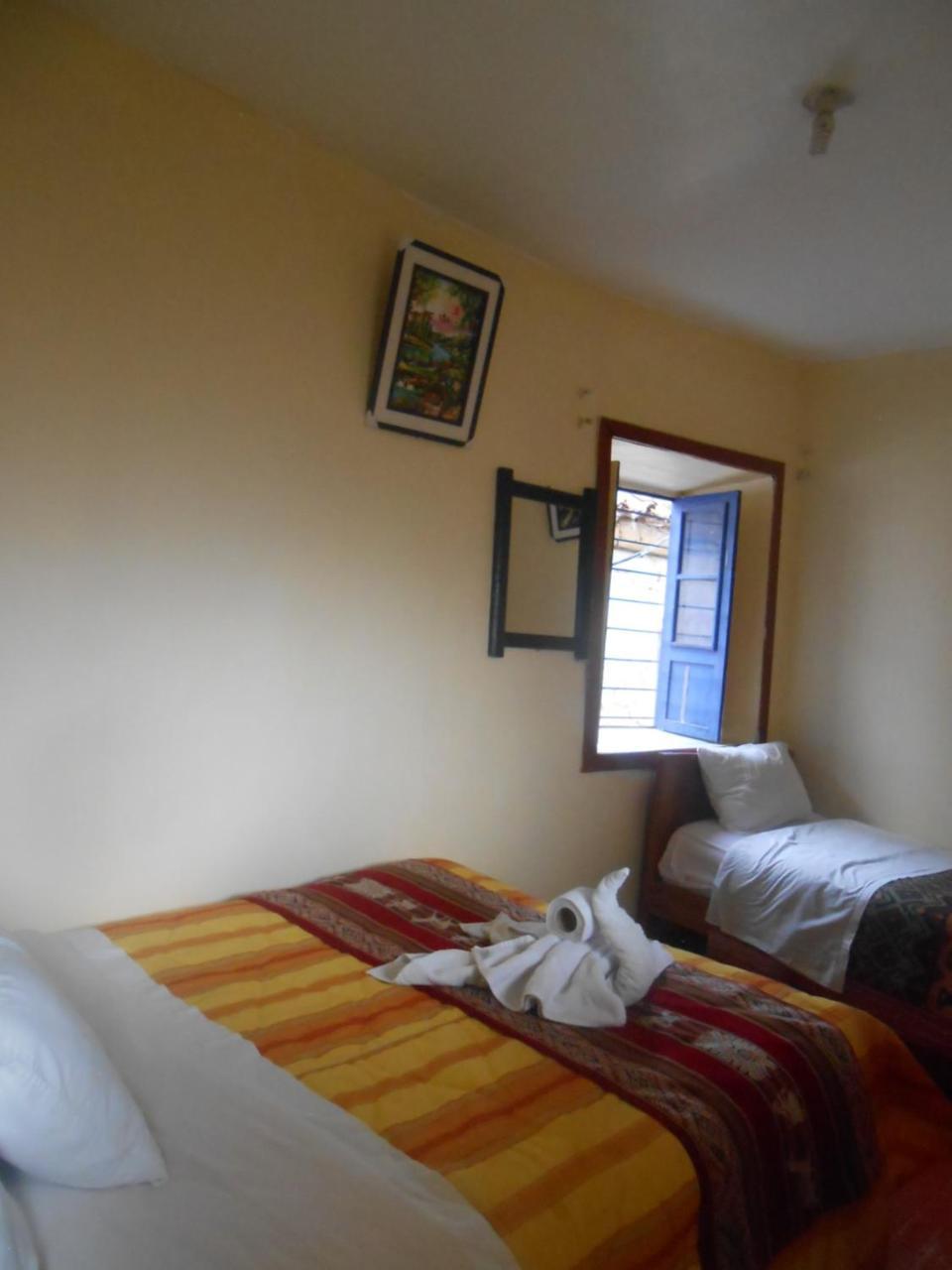 Hostal Deyvi's House De Plaza
