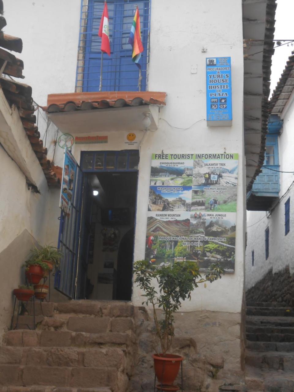 Hostal Deyvi's House De Plaza