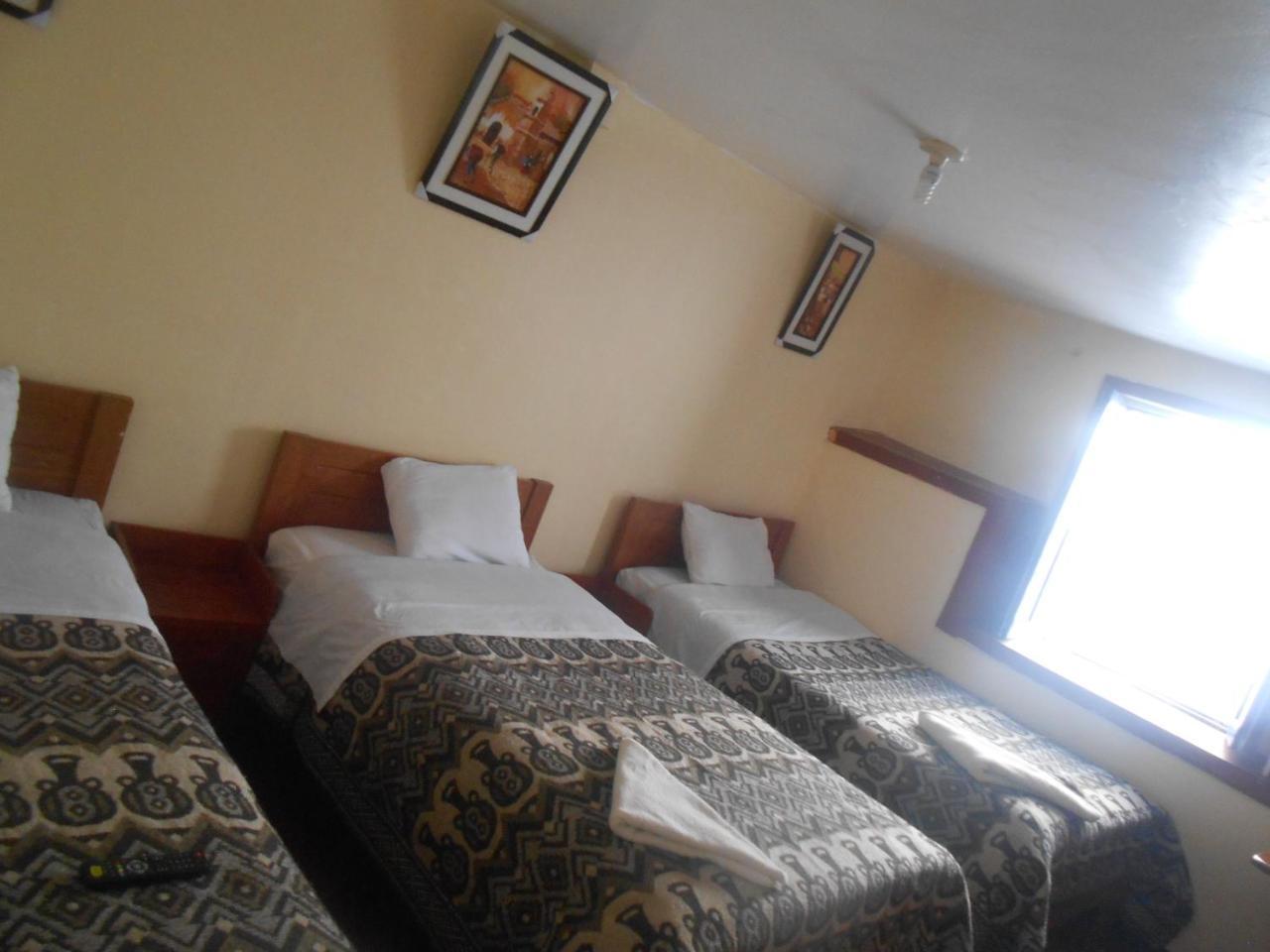Deyvi's House De Plaza Hostal Cuzco
