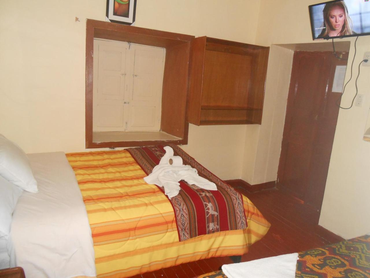 Deyvi's House De Plaza Hostal Cuzco