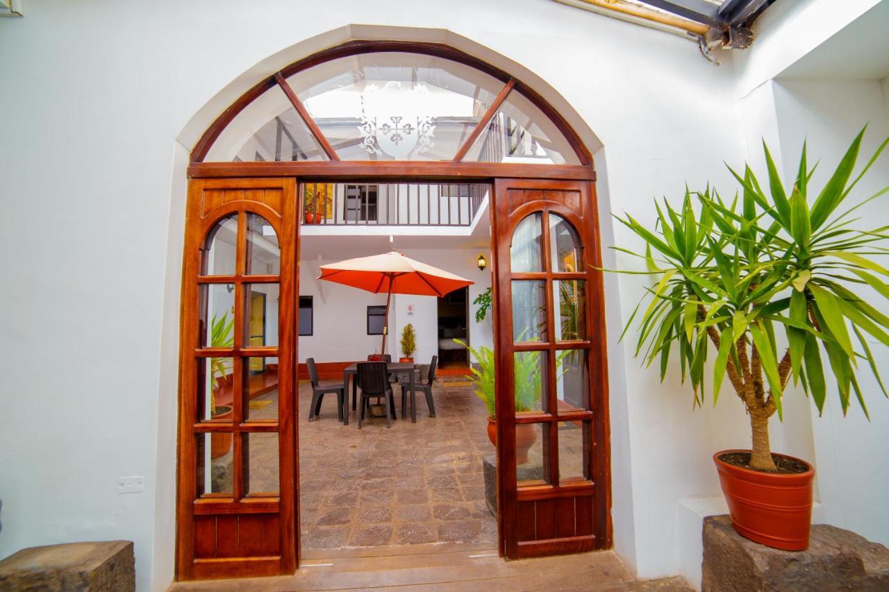 Hotel Yabar Plaza