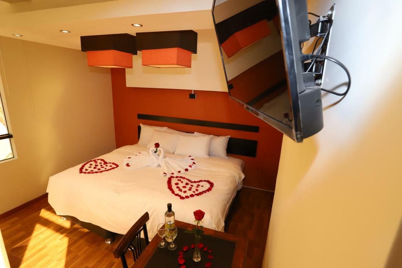 Capac Ii Hotel