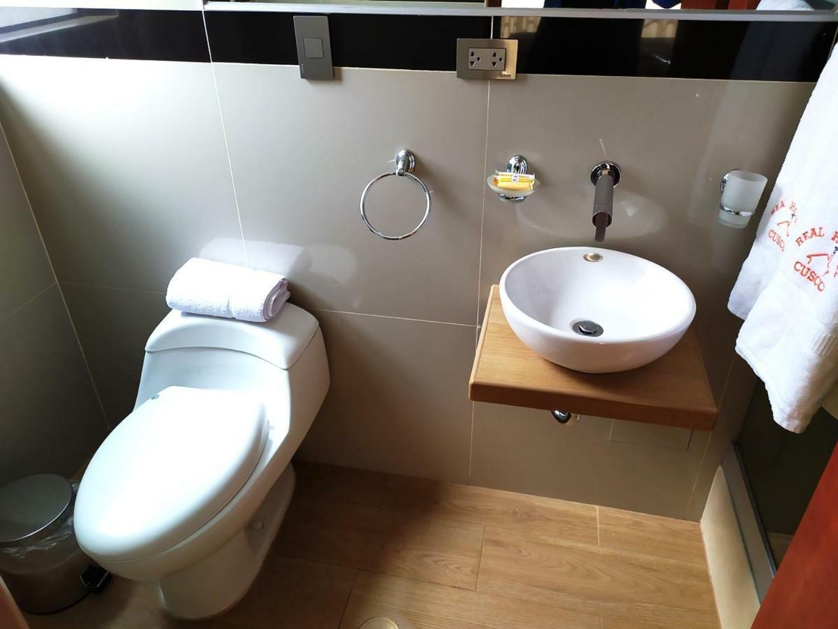 Real House Hostel *