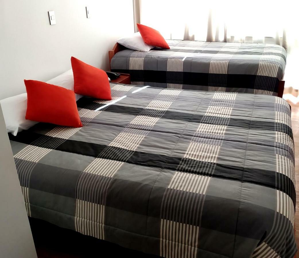 Hostel Real House *